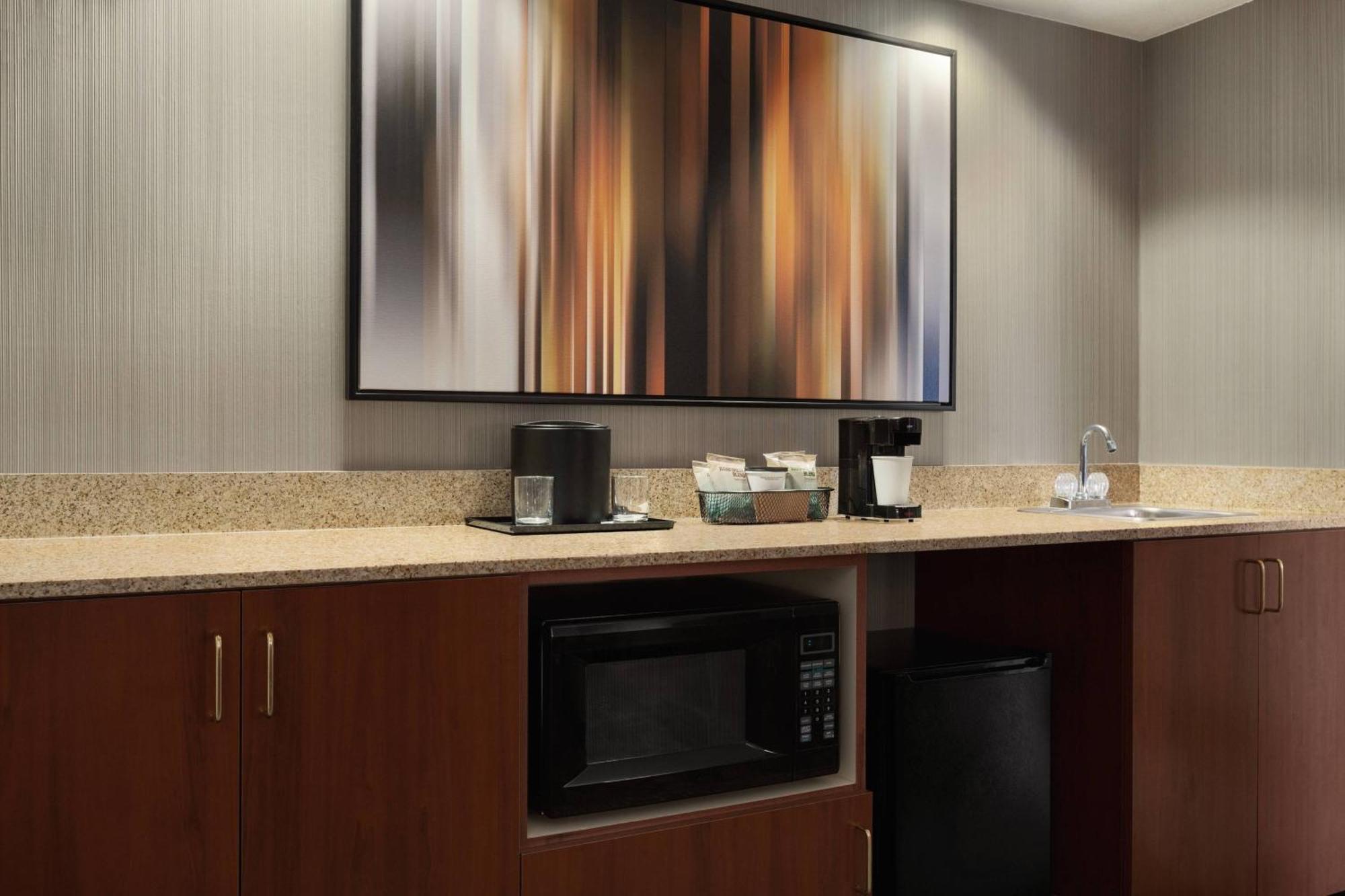 Courtyard By Marriott Salinas Monterey Hotel Ngoại thất bức ảnh