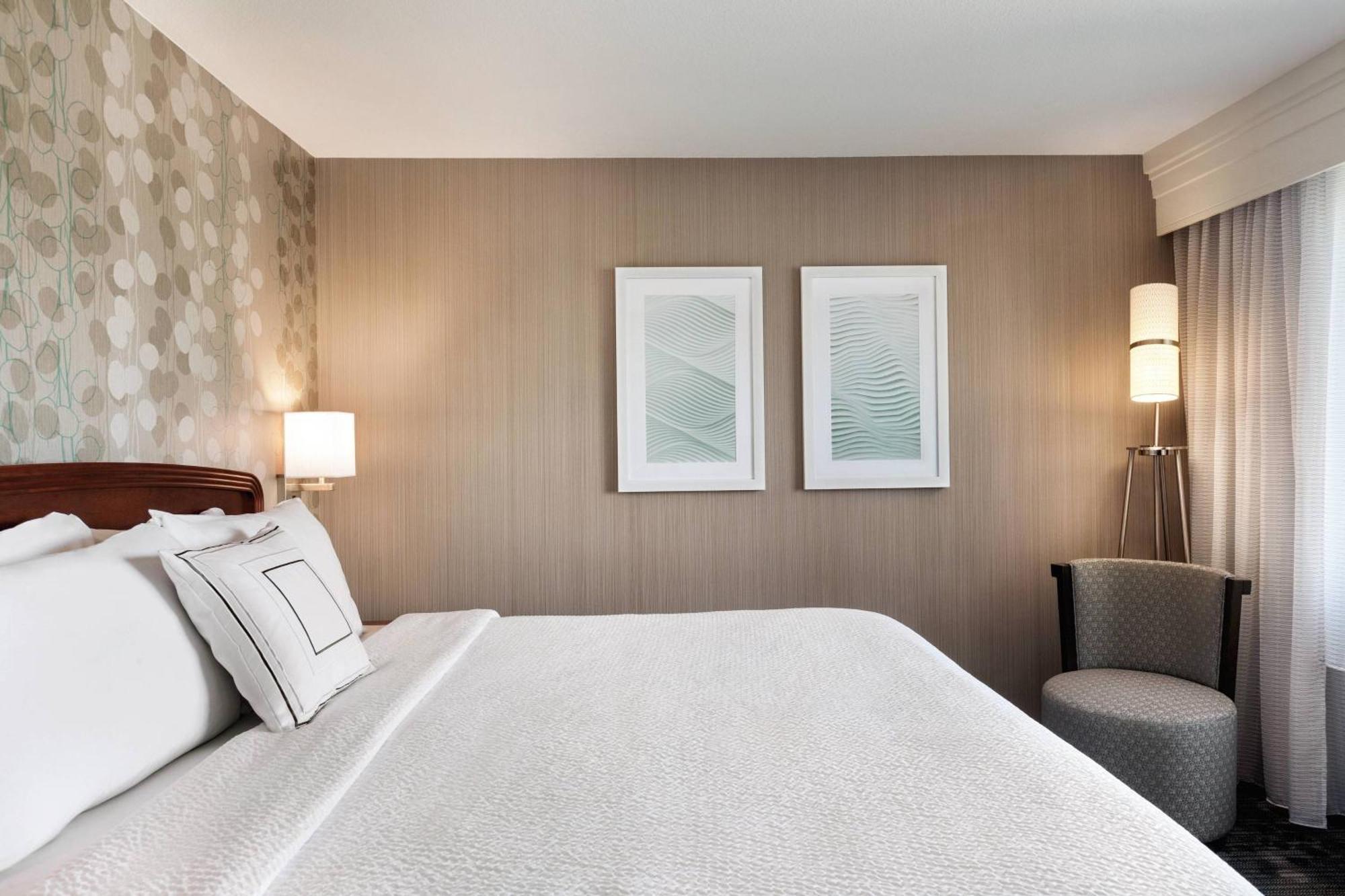 Courtyard By Marriott Salinas Monterey Hotel Ngoại thất bức ảnh