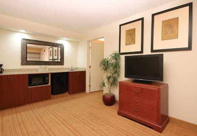 Courtyard By Marriott Salinas Monterey Hotel Ngoại thất bức ảnh
